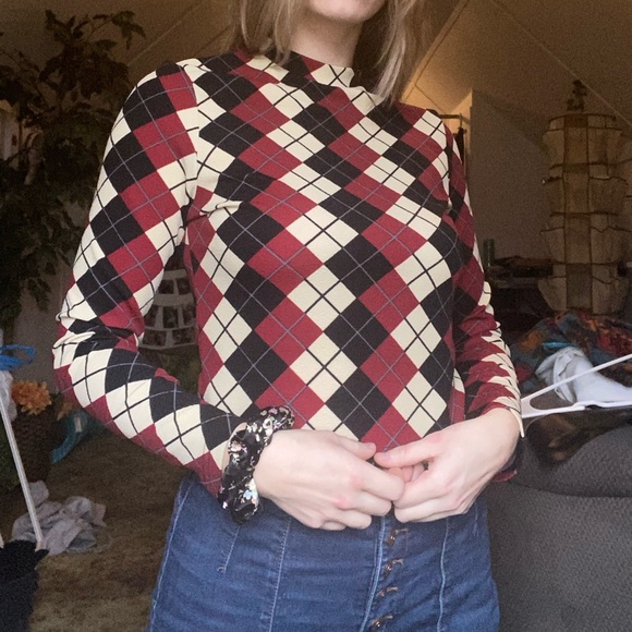 Multi-colored long sleeve - Picture 1 of 3